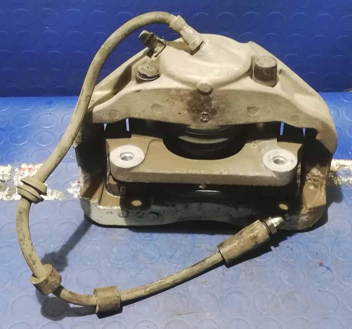 PINZA FRENO ANT SX BMW SERIE 5 530 D 2006 34116753659<br /><br /><br />