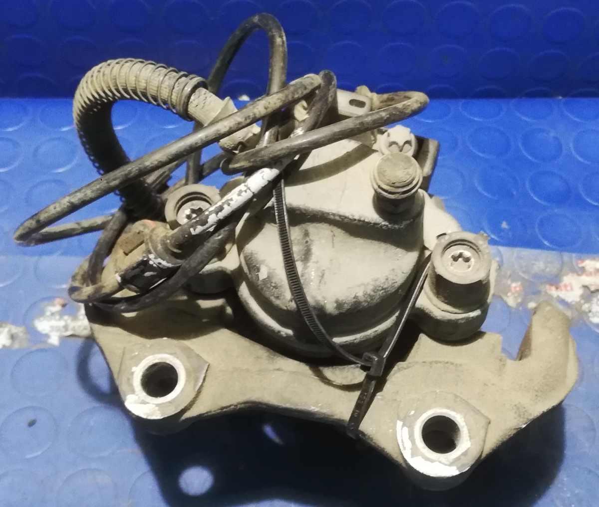 PINZA FRENO POST DX MERCEDES CLS 2006 320 D A0024202883<br /><br /><br />