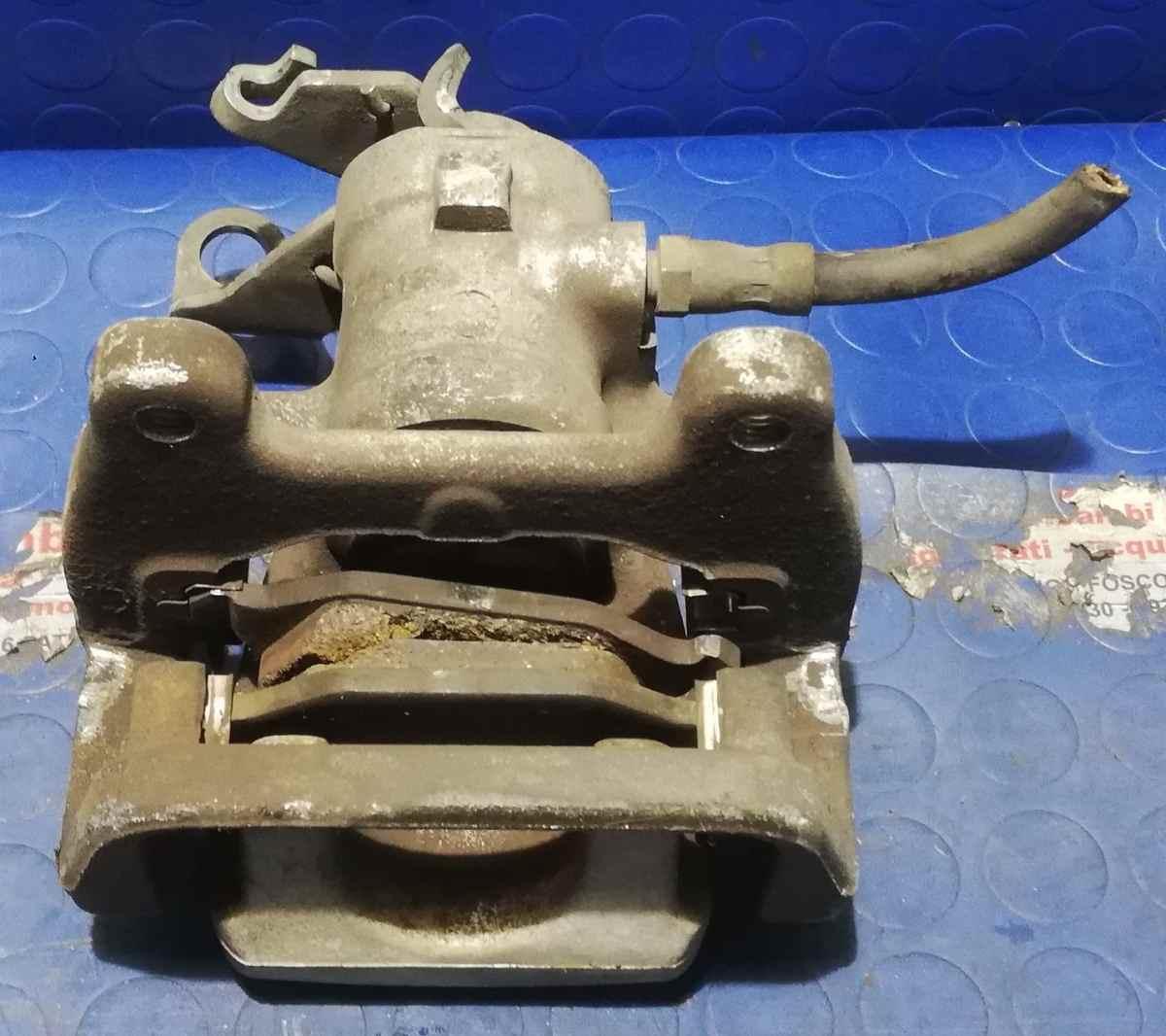 PINZA FRENO POST DX ALFA ROMEO GT 1.9 JTD 77364540<br /><br /><br />