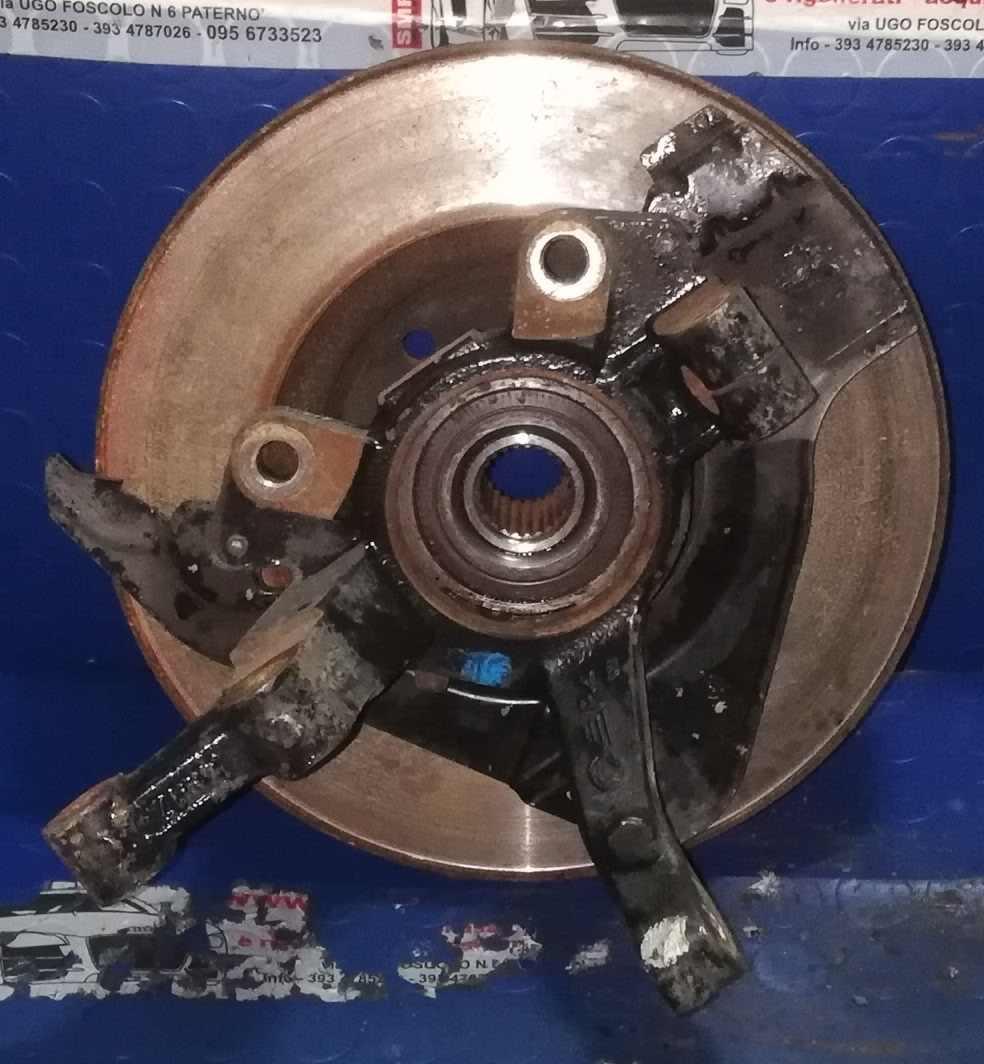 MONTANTE SX LANCIA Y 1.3 MJT 2005 50702486<br /><br />