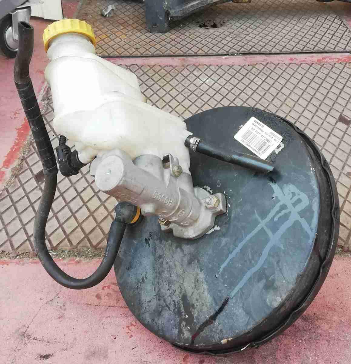 POMPA SERVOFRENO FIAT IDEA 1.3 MJT 2006 0204051005<br /><br /><br /><br />