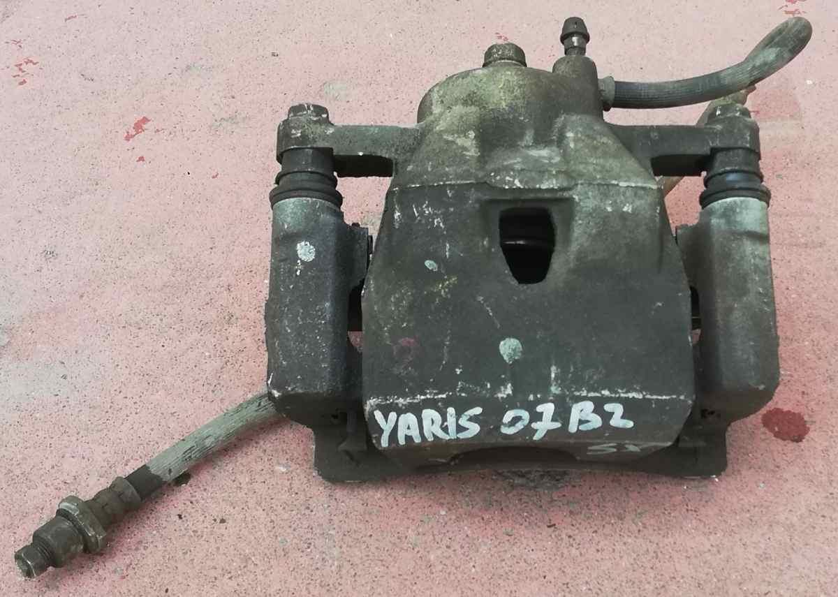 PINZA FRENO ANT SX TOYOTA YARIS 1.0 2007 477500D070<br /><br /><br />