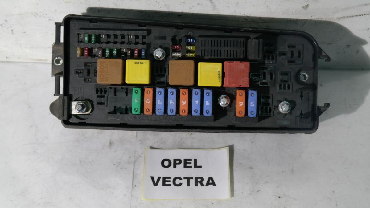 Opel vectra 2200 dti codice 460023260 portafusibili