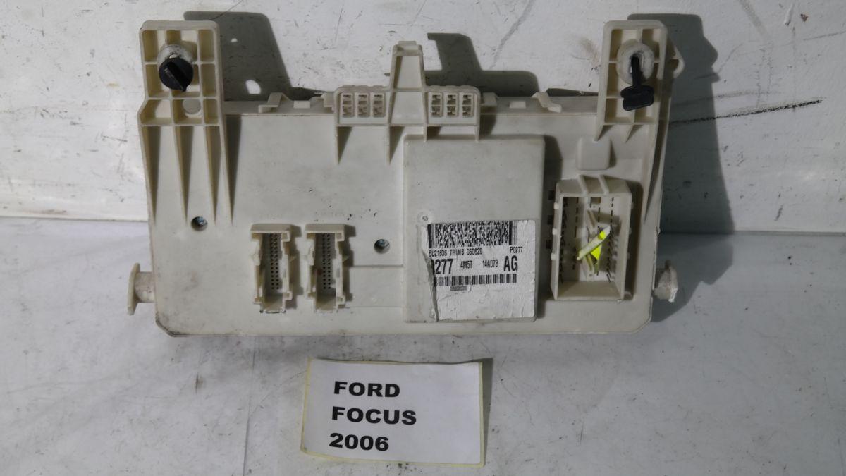 Ford focus 1600 tdi 90 cv 97ra-000001 portafusibili