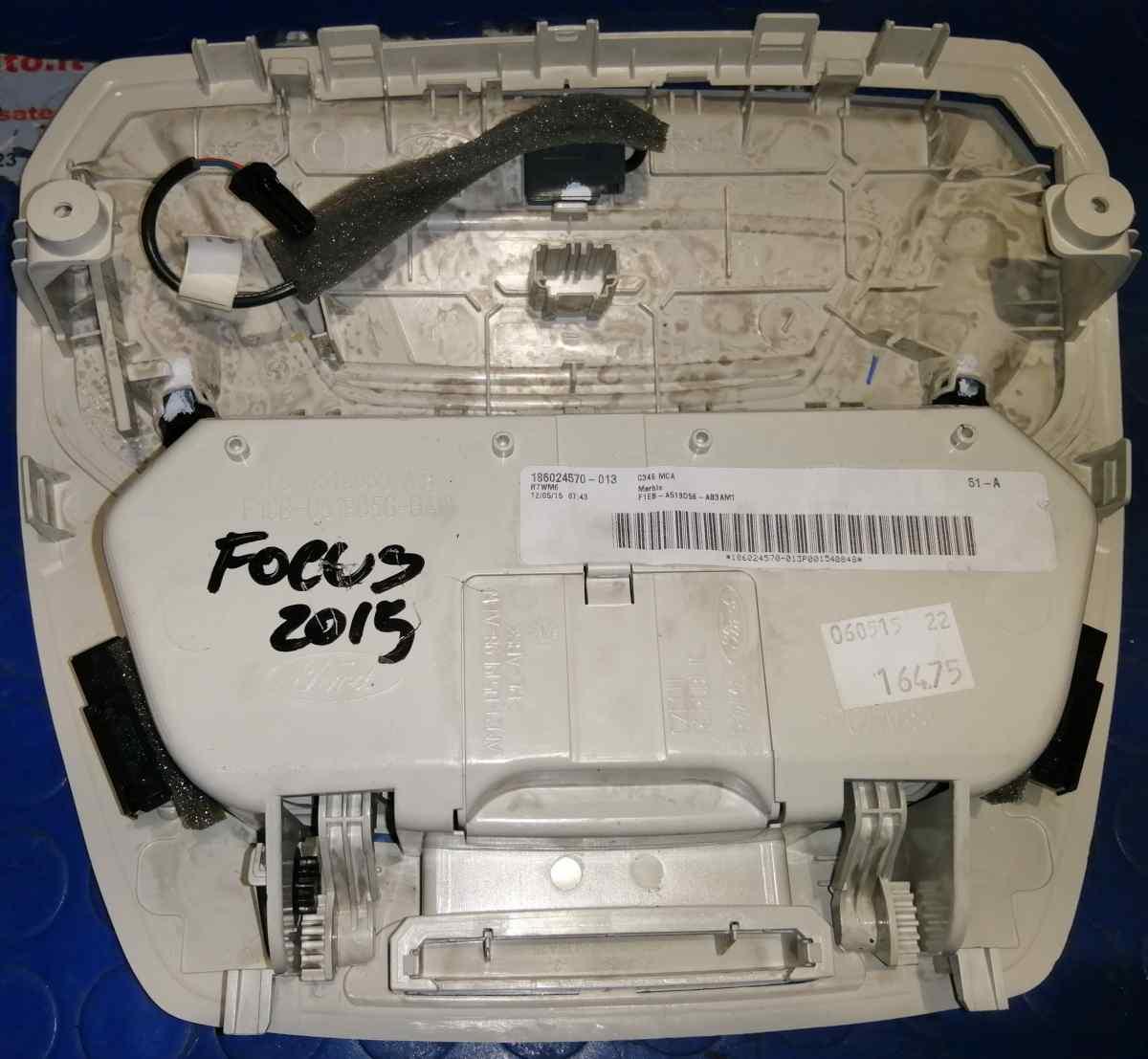 cassetto portaocchiali ford focus sw2015  186024570<br />
