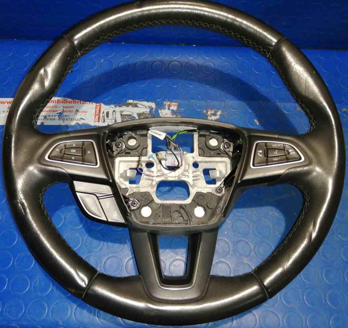 volante sterzo con comandi ford focus sw2015 2014624<br />