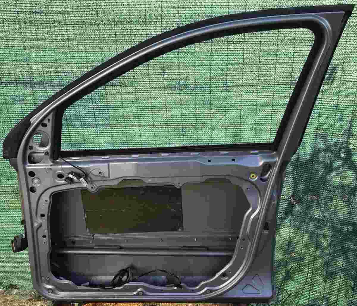 portiera anteriore dx fiat stilo