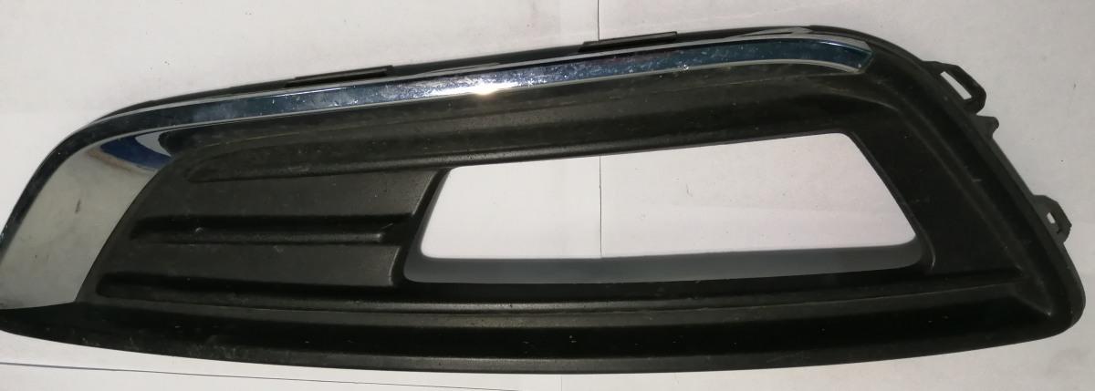cornice faretto antinebbia  ford focus sw2015 1eb15a298b<br />