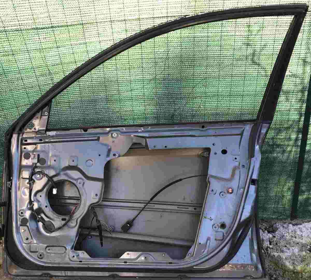 portiera nissan primera anteriore dx