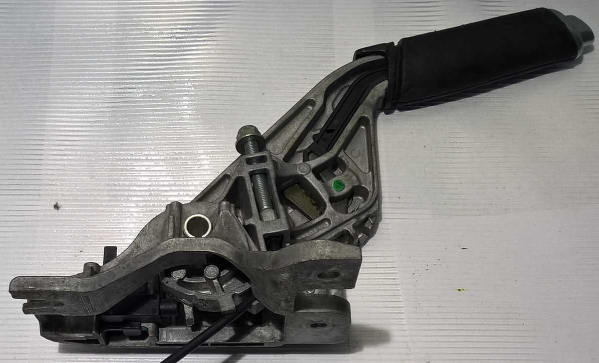 leva freno a mano ford focus sw 2015 <br />