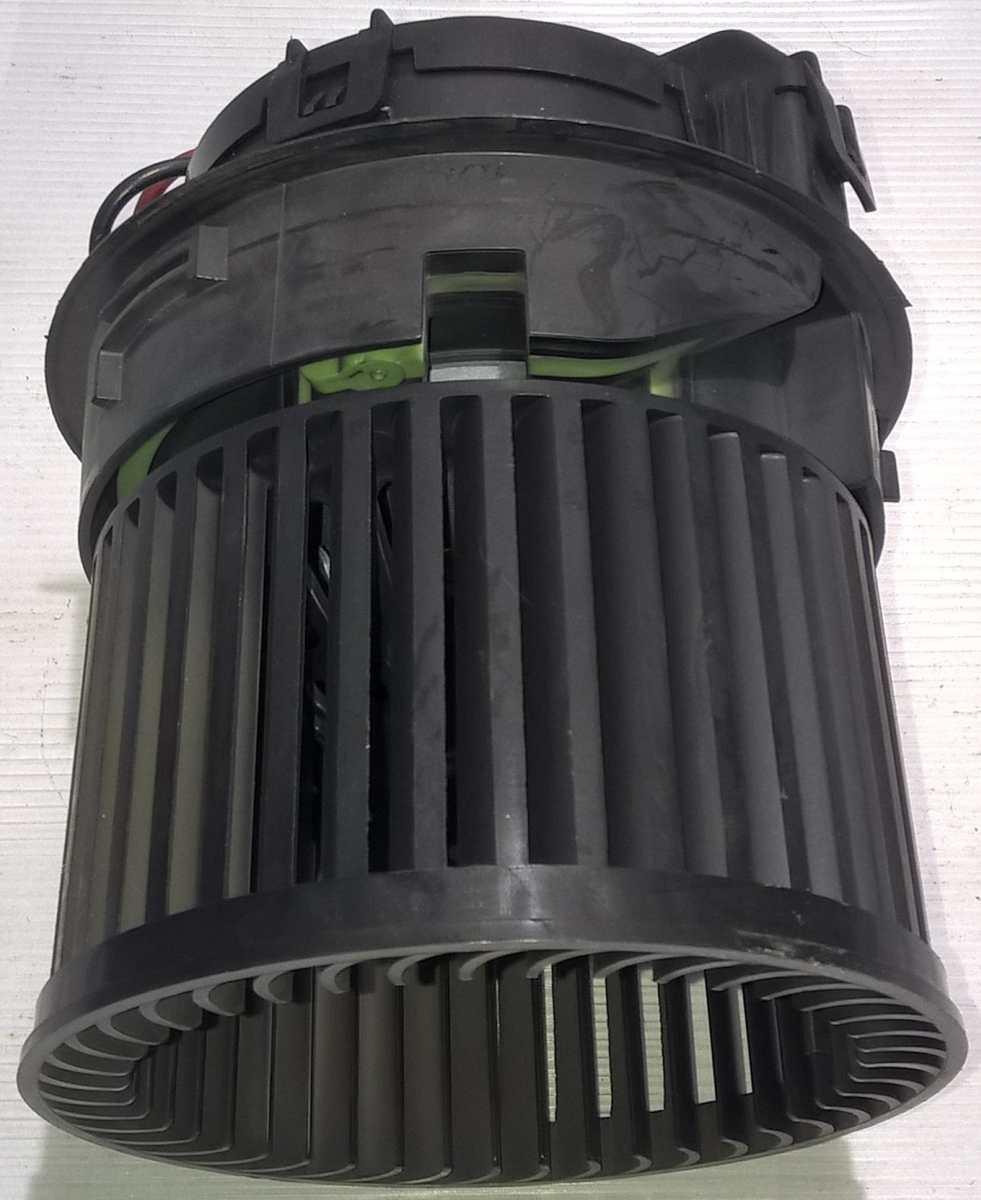 ventola interno abitacolo peugeot 208 t1013140a<br />