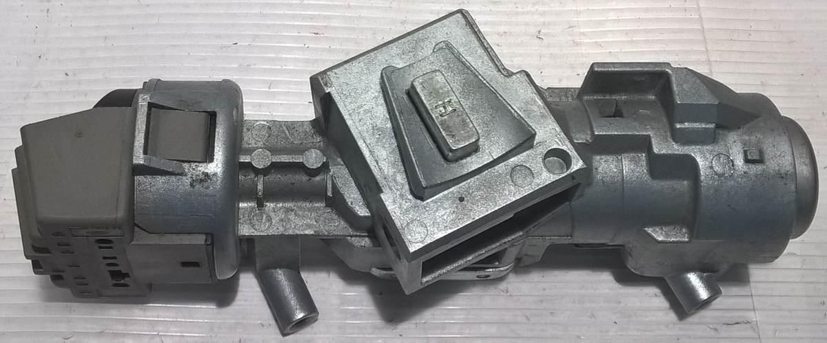 bloccasterzo ford c max 3m51'3f880-ad