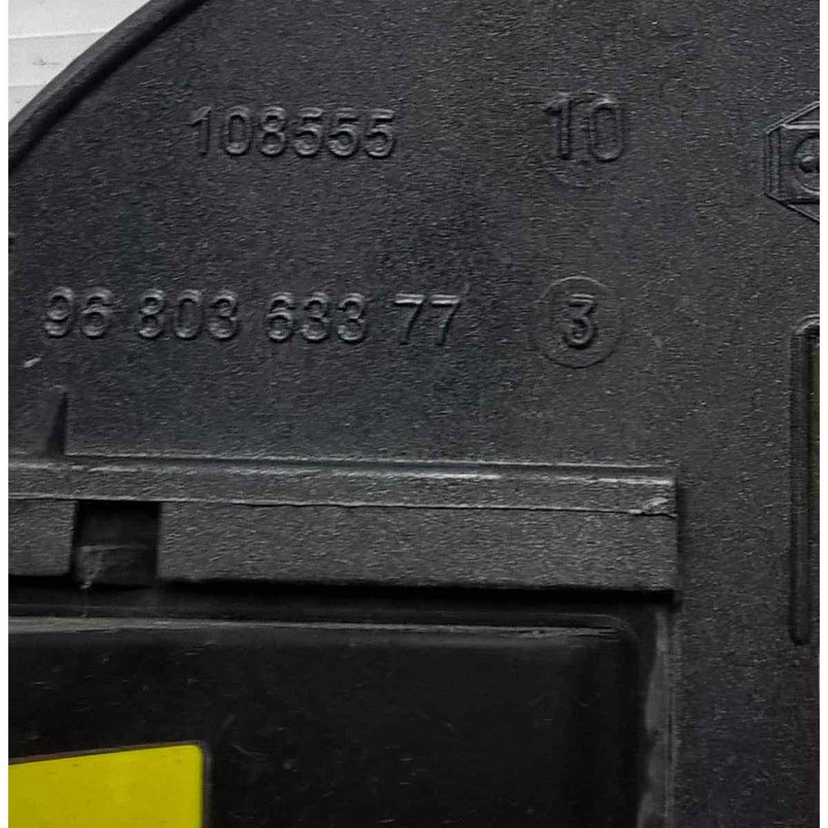 sportellino carburante peugeot 308 1600 hdi 9680363377