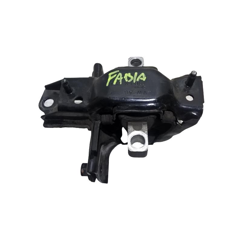 supporto motore skoda fabia 2018 8q0199555ar