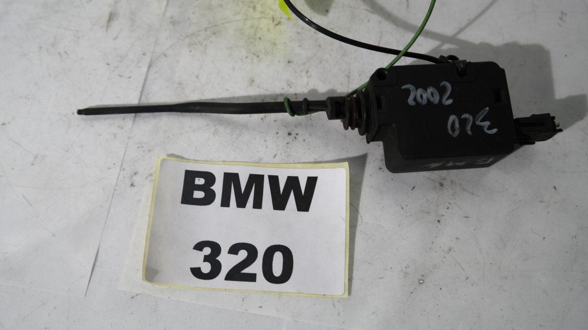Bmw 320 e46 8372240 motorino sportel carburante