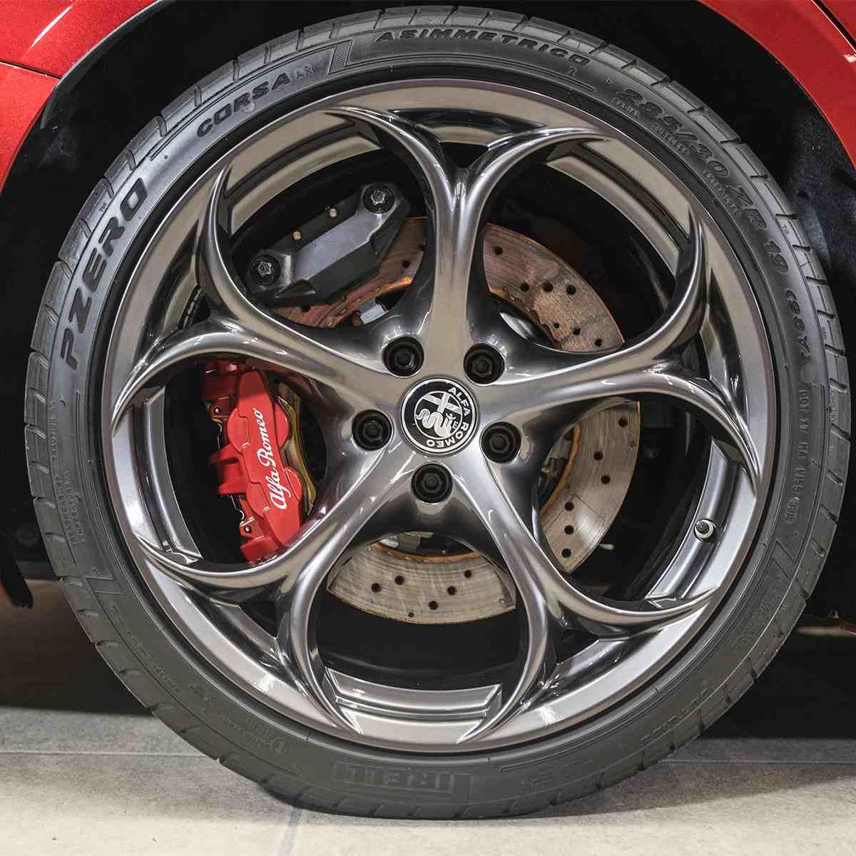 Mafra pulitore decontaminante rigenera cerchi cerchioni ruote spray auto