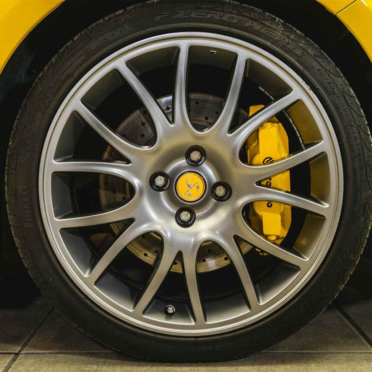 Mafra pulitore decontaminante rigenera cerchi cerchioni ruote spray auto