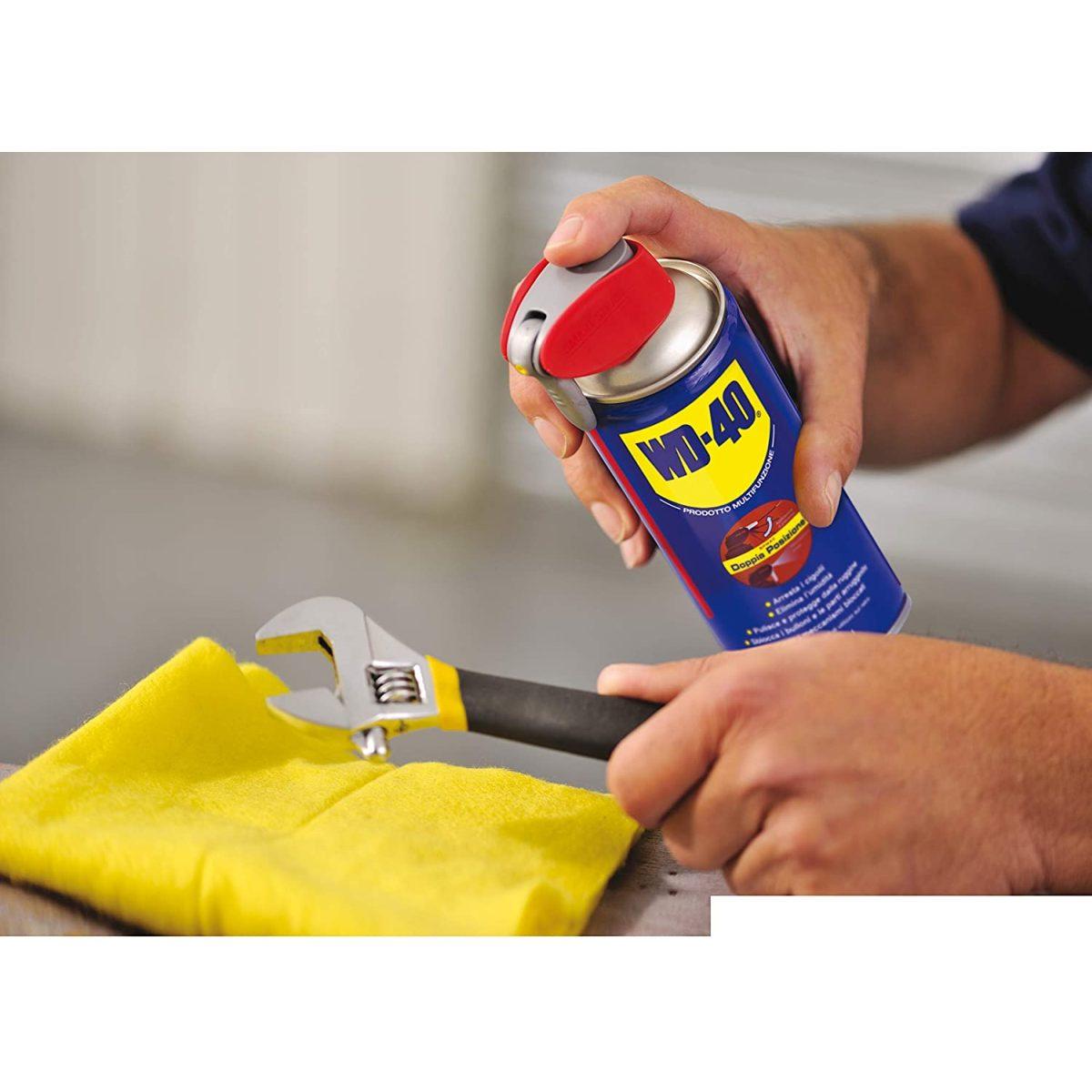 WD-40 Prodotto Multifunzione Lubrificante Spray, 250 ml + 40 ml (originale)