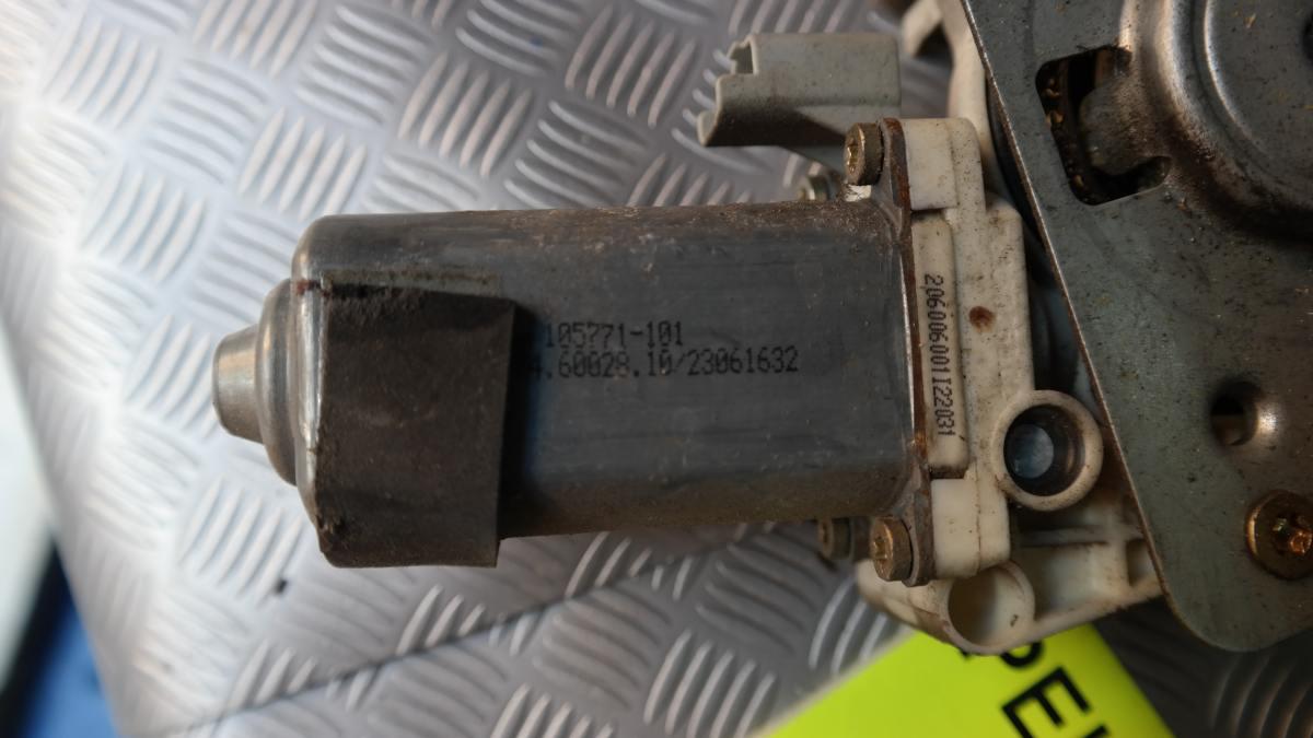 Peugeot 206 cc alzavetro elettrico anteriore dx