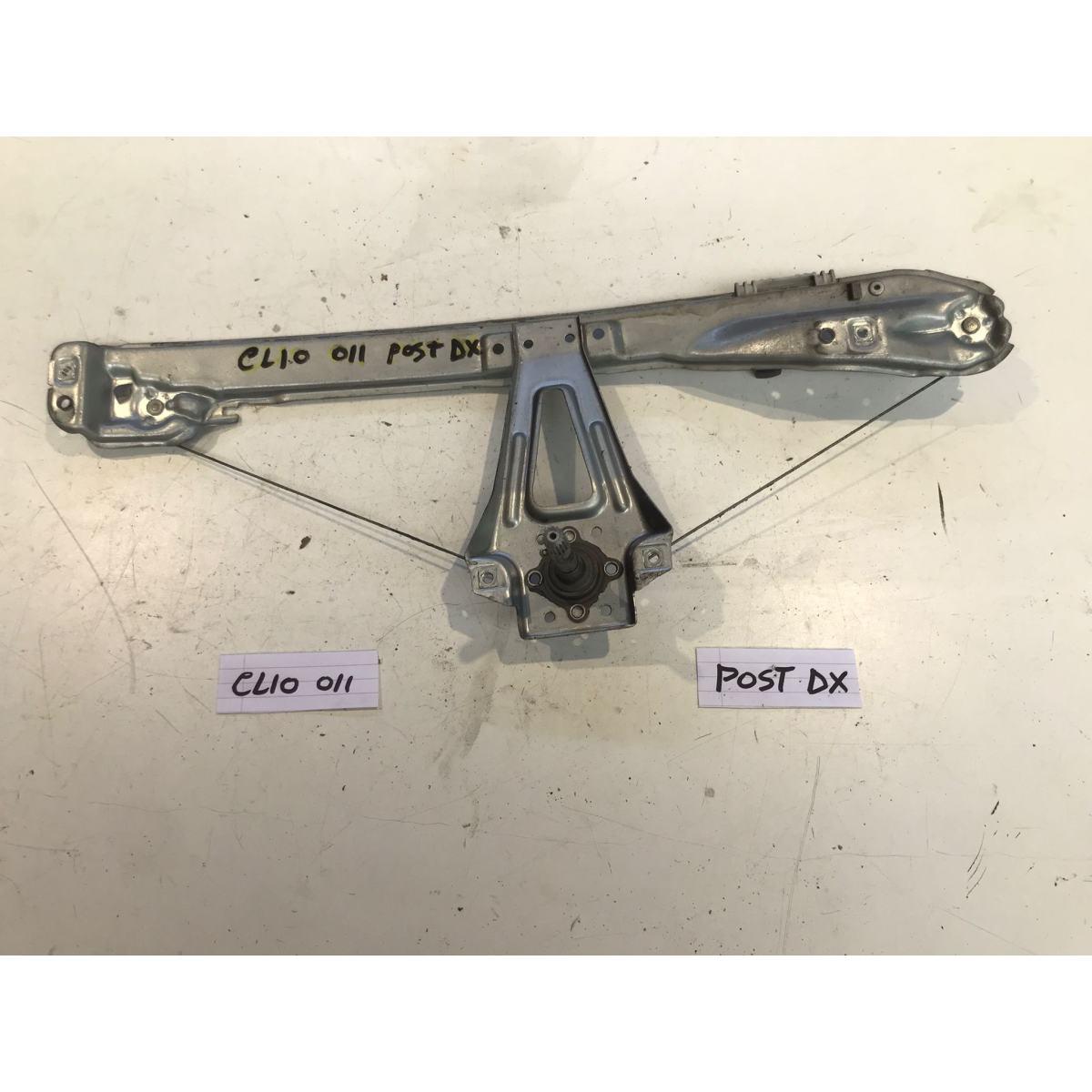 alzavetro post dx renault clio 2011