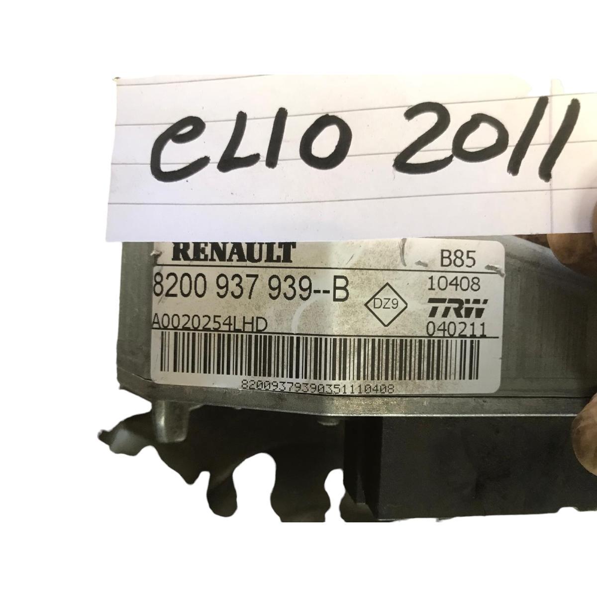 piantone sterzo renault clio 2011 1.5 dci 8200937939