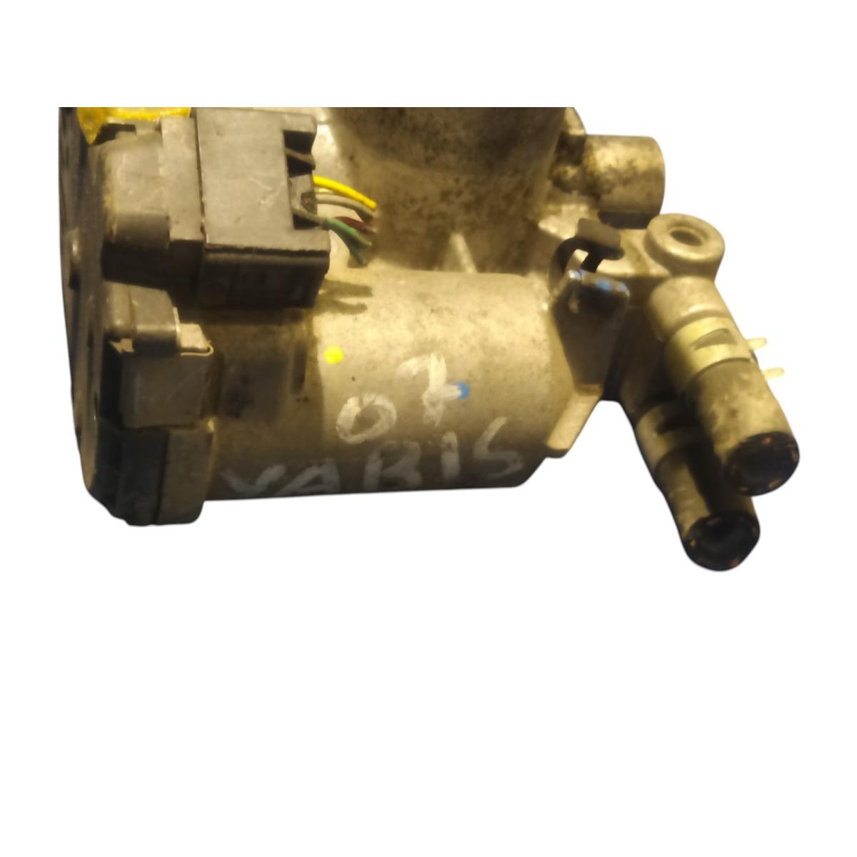 corpo farfallato toyota yaris 220300q010a<br /><br /><br />