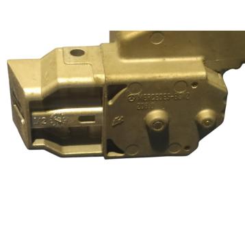 BLOCCASTERZO MERCEDES C 220 <br />