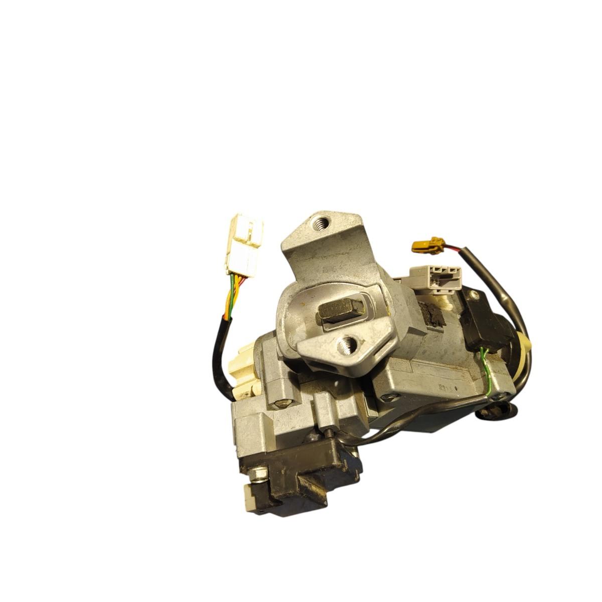 bloccasterzo nissan micra bsreu19.<br /><br /><br />