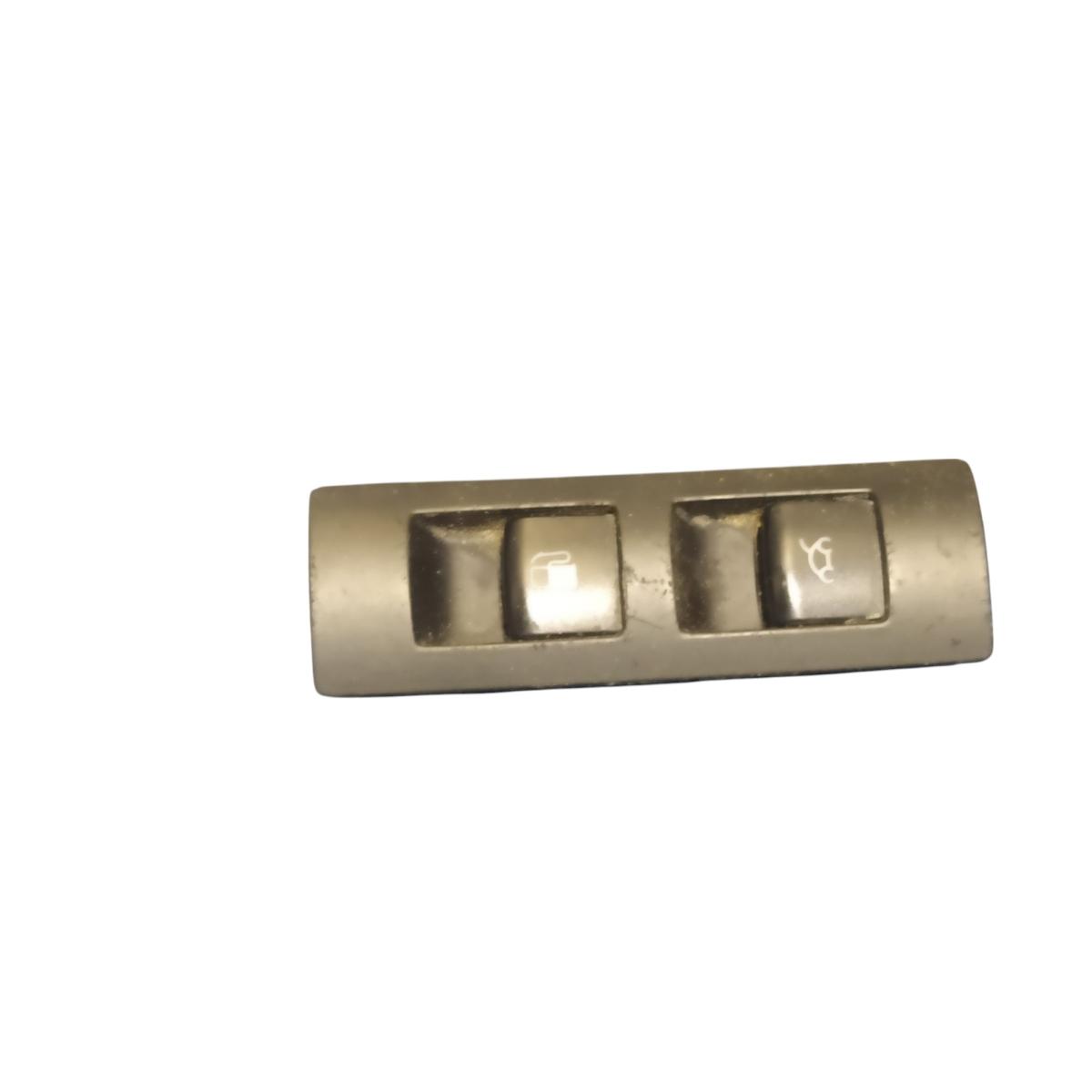 ICO959831<br />apertura sportello carburante sx  volkswagen NEW BEETLE <br />