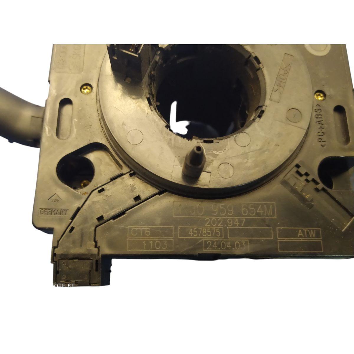 DEvialuci<br />audi A4<br />1J0959654am<br />