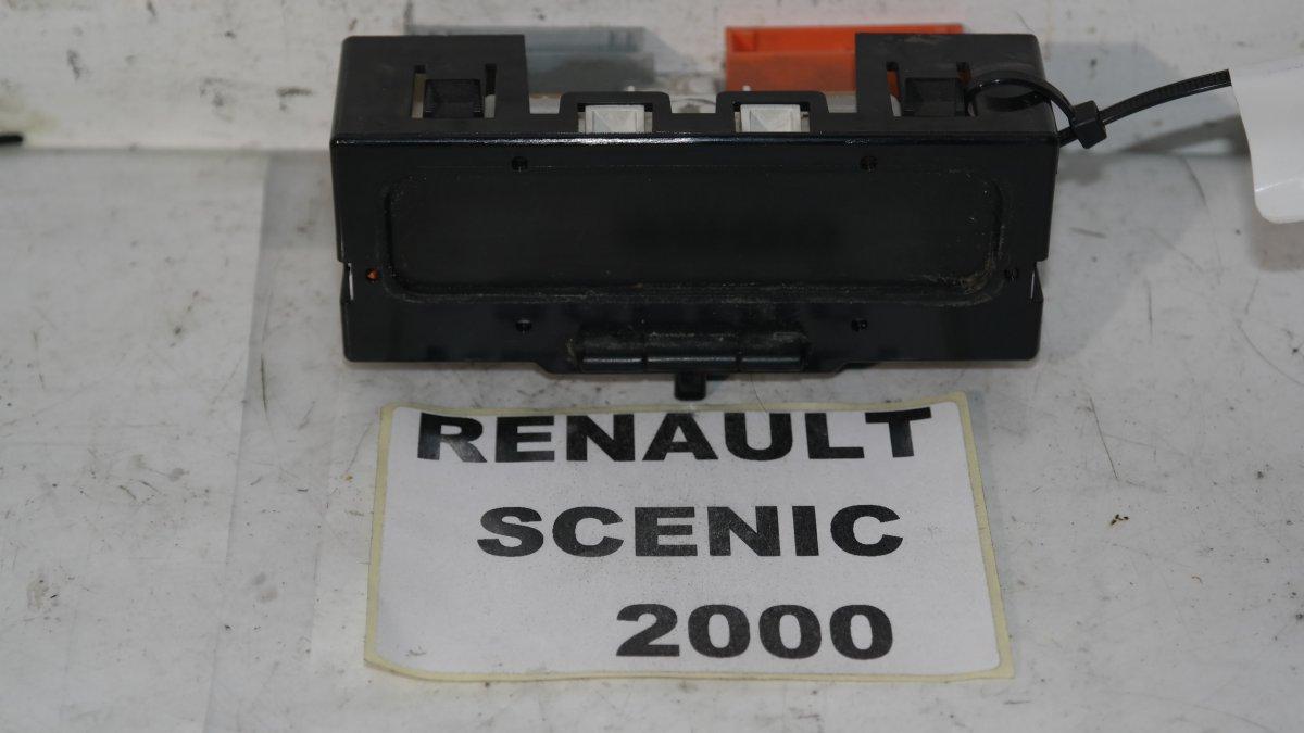 Renault megane orologio digitale