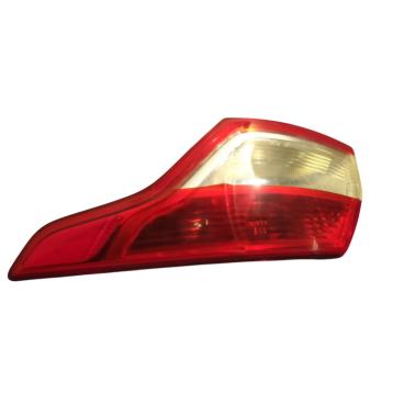 fanale sx  ford kuga 2013  4413405ag<br /><br /><br />