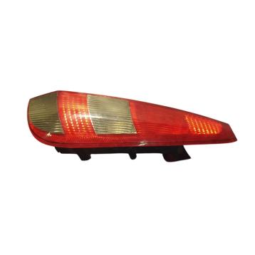 fanale dx  ford fiesta 2003  20010748<br /><br /><br />