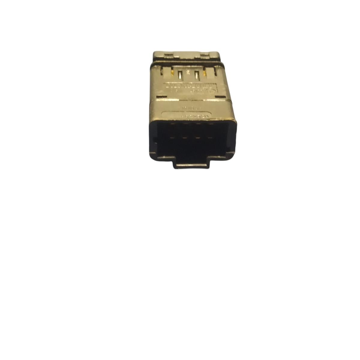 PULSANTE LUCI EMERGENZA   DACIA  DUSTER  602232a<br /><br /><br />
