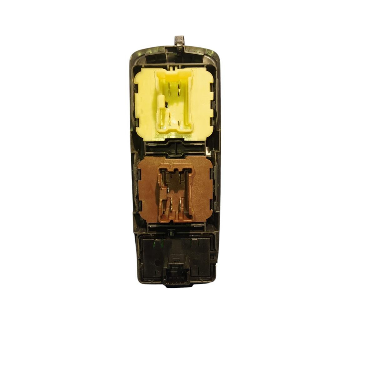 pulsantiera alzacristalli ant sx renault kangoo 2018 254111342r<br />