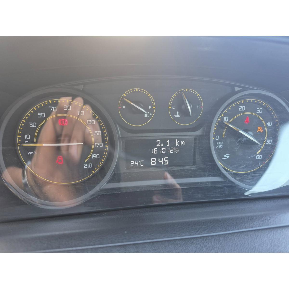 Lancia ypslon 1300 mtjet 95 cv versione momo design