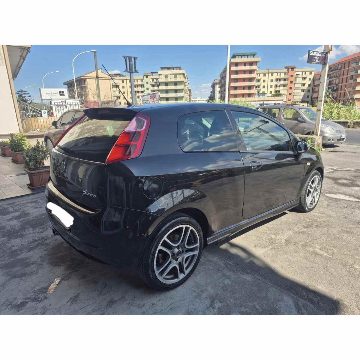 Fiat grande punto turbo jet 1400 bz 120cv auto introvabile in queste condizioni