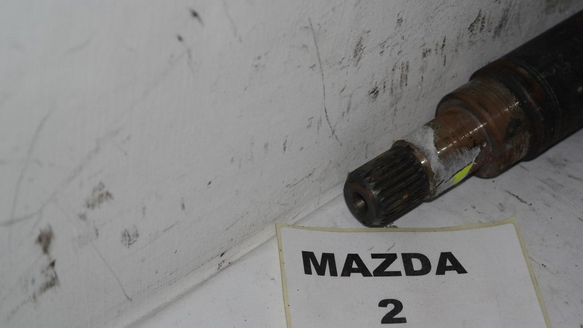 Mazda 2 1400 hdi semiasse