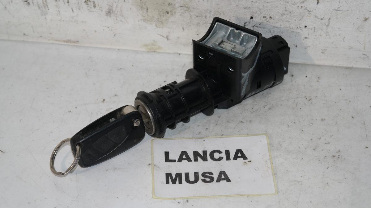 Lancia musa bloccasterzo