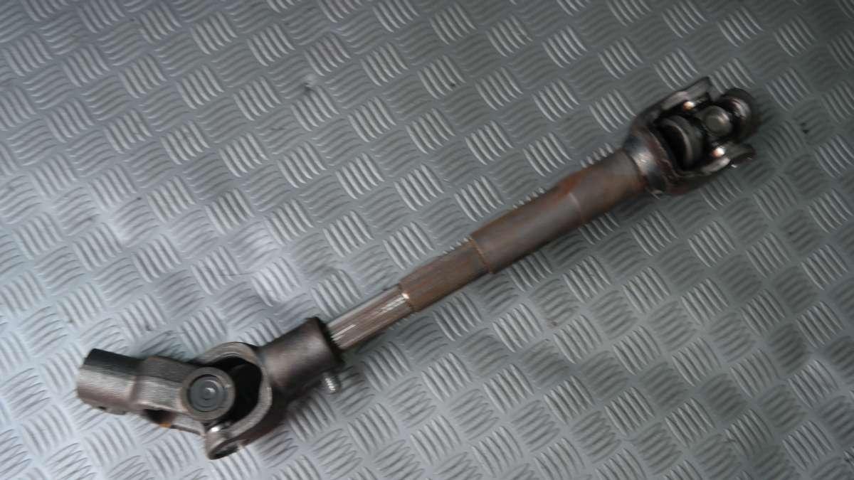 Toyota yaris 1300 bz canna dello sterzo