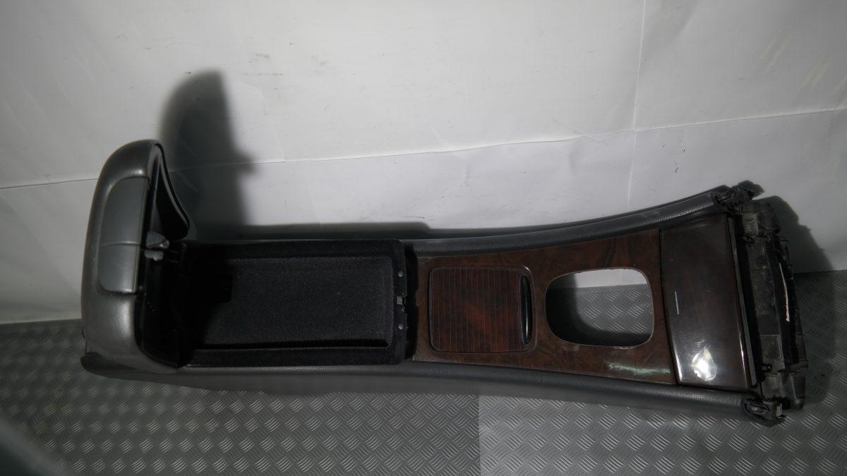 Mercedes classe c bracciolo centrale