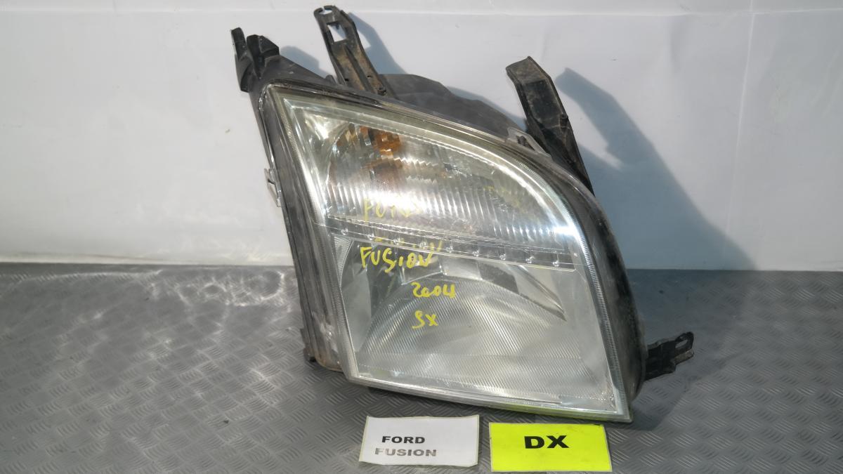 Ford fusion faro dx (staffa rotta)