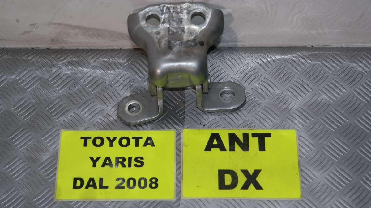 Toyota yaris cerniera porta anteriore dx basso