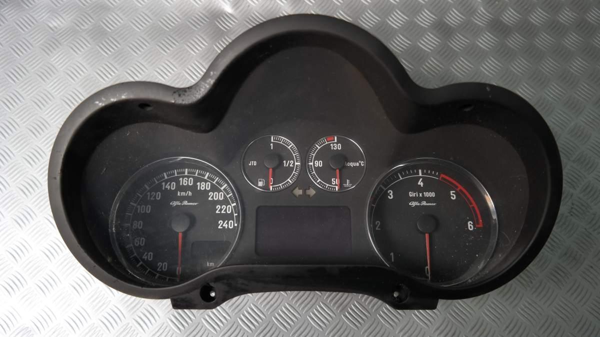 Alfa romeo 147 1.9jtd contakm vdo codice:110080304092