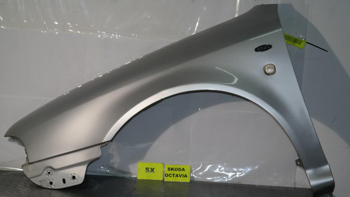 Skoda octavia parafango sx con qualche graffio