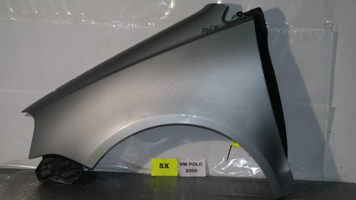 Volkswagen polo parafango sx con qualche graffio