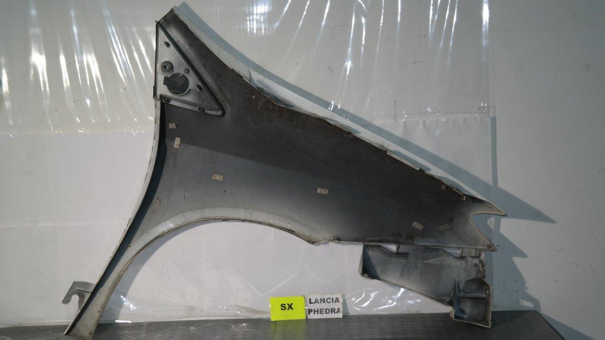 Lancia phedra parafango sx con qualche graffio