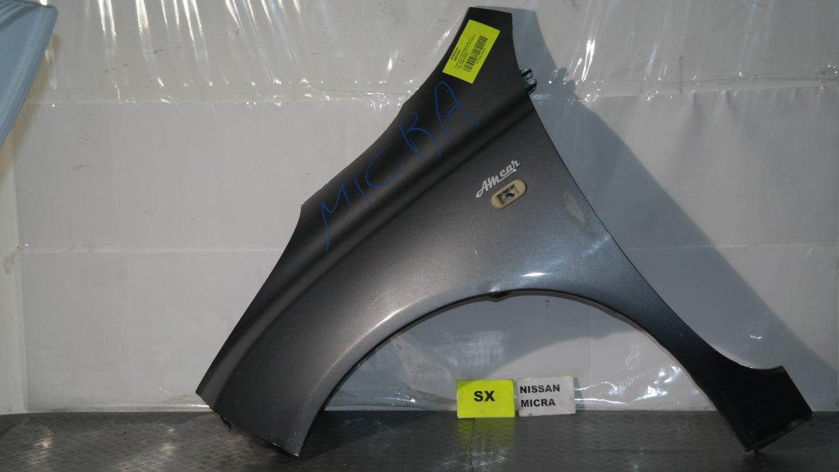 Nissan micra parafango sx con qualche graffio