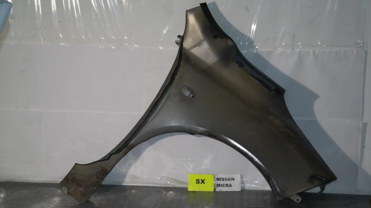 Nissan micra parafango sx con qualche graffio