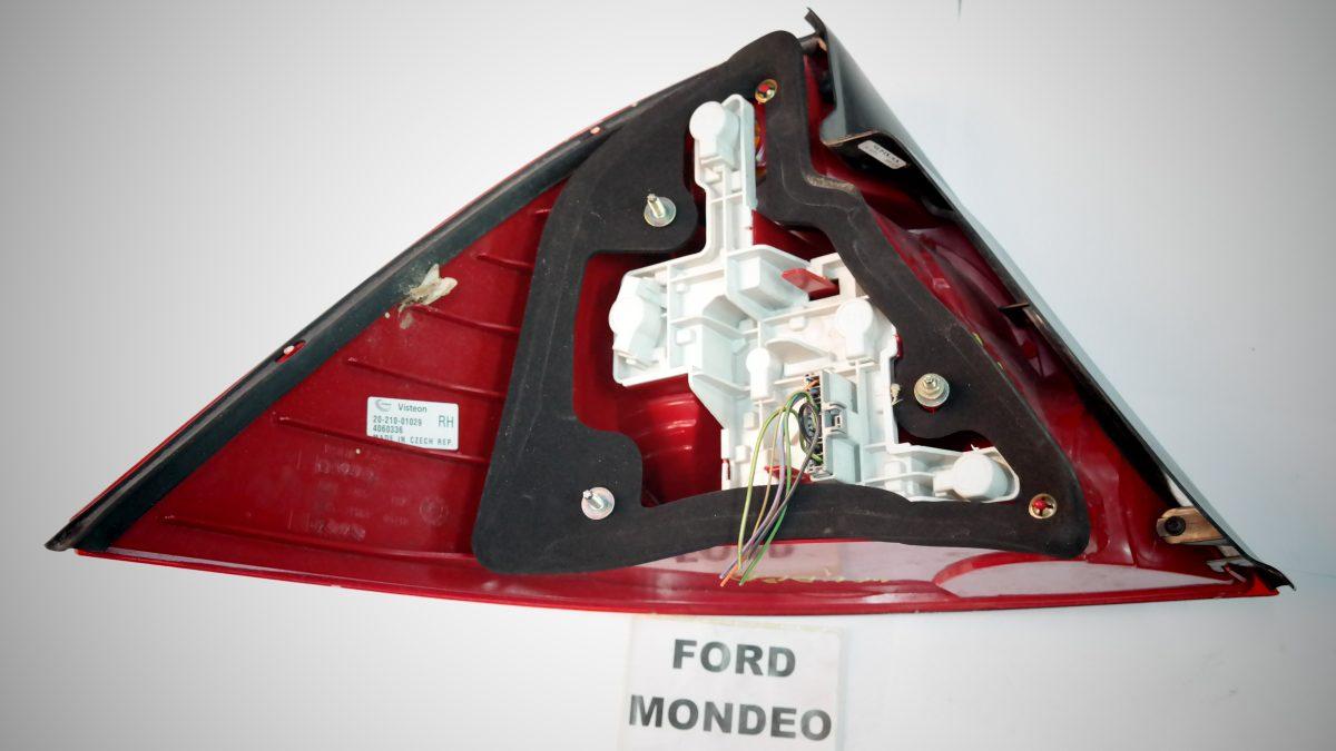Ford mondeo dal 2000 al 2007 fanale posteriore dx